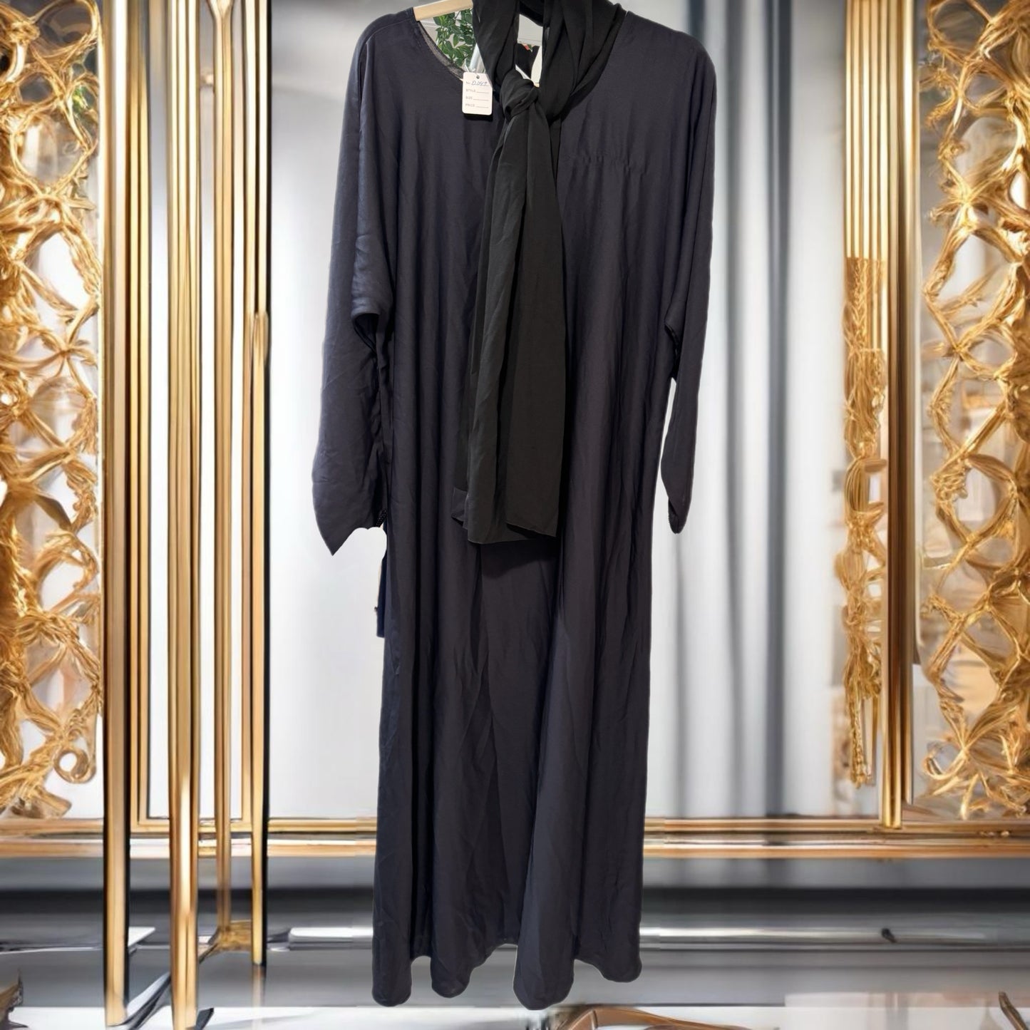 Woman’s Abaya - Size 56 - D049 - AVAILABLE IN STORE - CONTACT US FOR PRICE