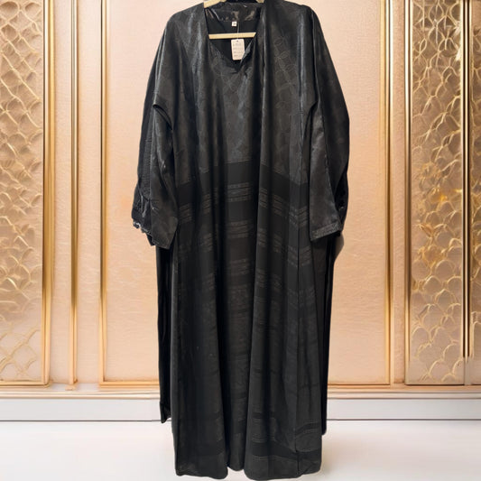 Woman’s Abaya A018 - AVAILABLE IN STORE - CONTACT US FOR PRICE