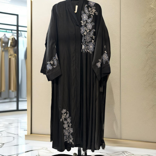 Woman’s Abaya A016 - AVAILABLE IN STORE - CONTACT US FOR PRICE
