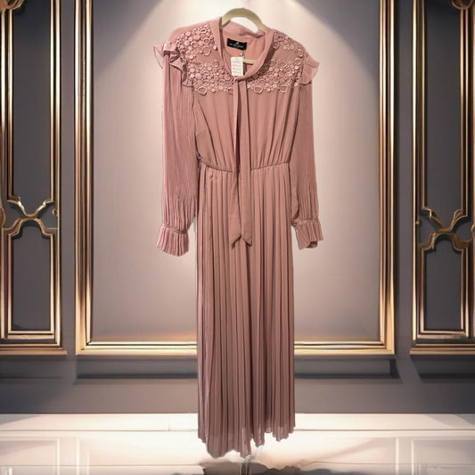 Women’s Dress Long Sleeve - Size 42 - D011 - AVAILABLE IN STORE - CONTACT US FOR PRICE