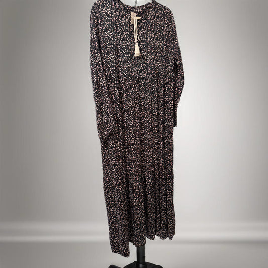 Woman’s Dress Ugurlar Collection Size 44 - D036 - AVAILABLE IN STORE - CONTACT US FOR PRICE