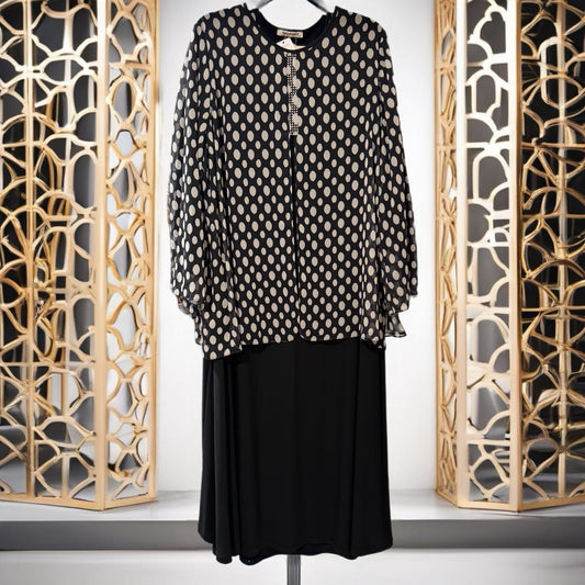 Woman’s Dress Size 1 - D065 - AVAILABLE IN STORE - CONTACT US FOR PRICE